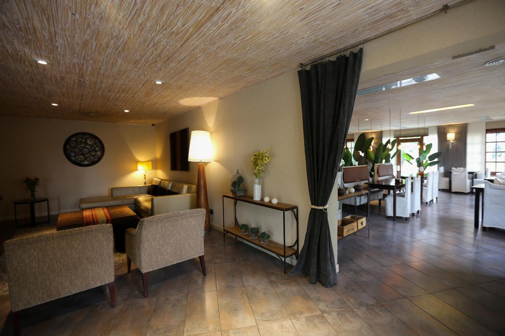 Hotel Bahia Redonda El Calafate Eksteriør bilde